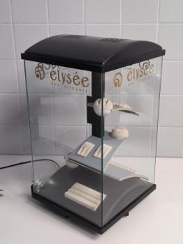 schwarze Glas-Vitrine elysèe für 28 Schreibgeräte abschließbar